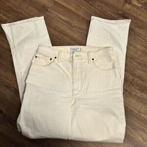 Abercrombie & Fitch Off White 90s Straight Ultra High Rise - 30 LONG